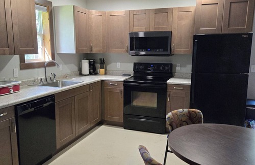 Nevis Cabina | New 2 Bedroom , 1 bath cabin