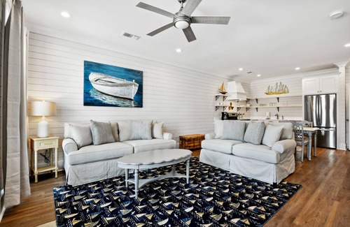 Bay St Louis Casa | New 2 Bedroom Beach Rental in downtown Bay St Louis