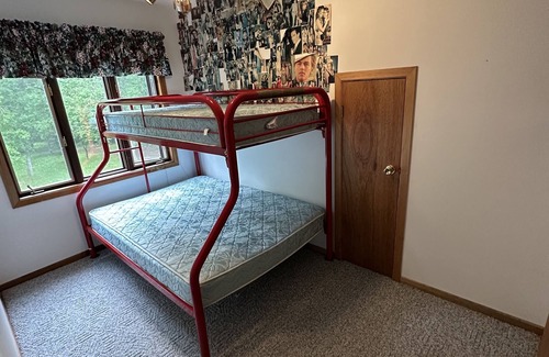 Lake Nebagamon Cabina | New 2 bedroom cottage house sleeps 7 on 214 ft lake frontage!