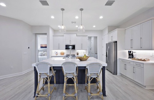 Naples Cabaña | New 2-bedroom cottage close to downtown Naples