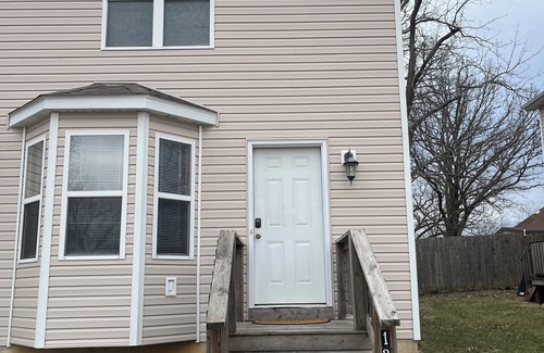 West Plains Casa | New 2 bedroom home near Downtown