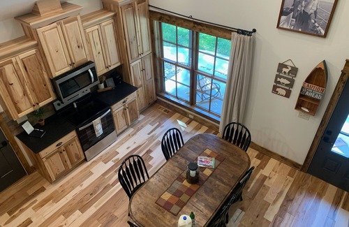 Drake Casa | New 2-bedroom "Kentucky Country" vacation home 10 minutes from Bowling Green