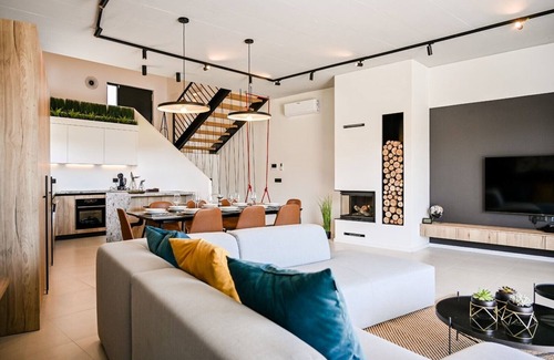 Sveti Vid Dobrinjski Villa | Modern Villa Ante with a beautiful view on olive garden