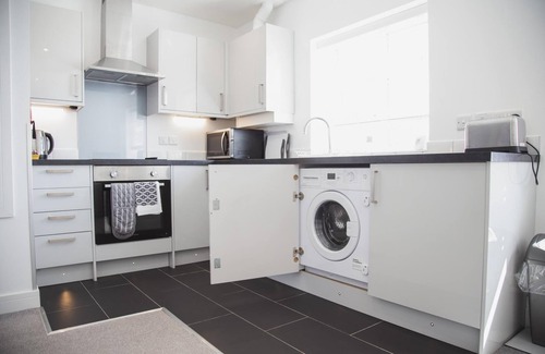 Didcot Apartamento | NEW 2BD Pontact Flat in the Heart of Didcot