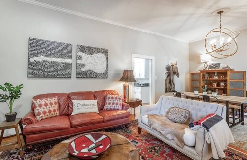 Flintstone Casa | NEW 3 Bedroom Cottage | Sleeps 6