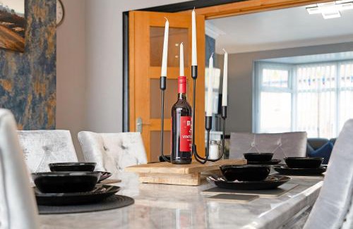 Fenham Casa | New! 3BR in Baxter Ave