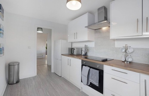 Stockton-on-Tees Casa | New! 3BR in Colchester Free Wifi