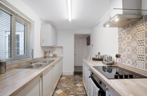 Darlington Casa | NEW! 3BR in Haughton Road