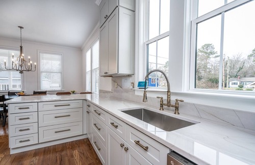 Athens Casa | **New** 4 Bedroom 3.5 Bath House in Normal Town, Athens Ga!