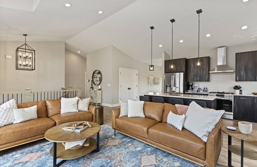 Wolf Creek Casa | New 4 bedroom Home with amazing views and private Hot Tub