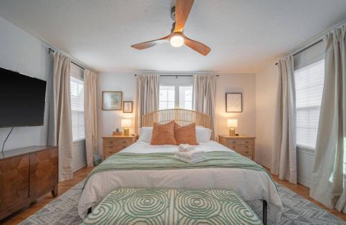 Central Oklahoma City Casa | New 4 Br, Okc, Walk 2 Ou Med, Sleeps 8, 4 King Bed