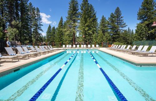 Truckee Casa | NEW 4BD Residence in the Signature Home Collection at Old Grenwood!