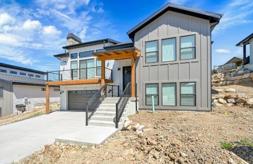 Wolf Creek Casa | NEW 5 Bedroom House All Season Paradise Powder Mountain Views & Golfing