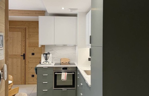 Saint-Sorlin-d'Arves Apartamento | New 8-person flat in the heart of the village