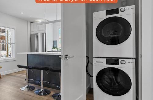 Ward Two Casa | NEW 9BR6Bth Parking MIT Harvard Boston Walk to T