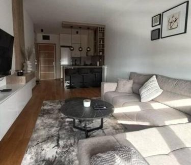 Vozdovac Apartamento | New ALux cozy apartment + garage