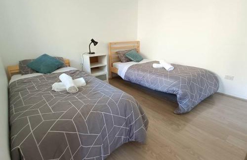 Baulkham Hills Casa | New and Cozy 2 Bedrooms Granny Flat with Aircon & Pool