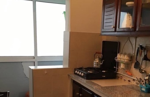 Boukhalef Apartamento | Apartamento nuevo y ordenado cerca del mar y del aeropuerto