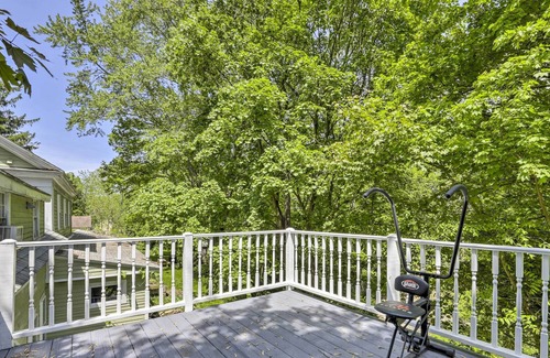 Woodstock Casa | NEW! Antique-Filled Home, 1/2 Mi to Woodstock Fair