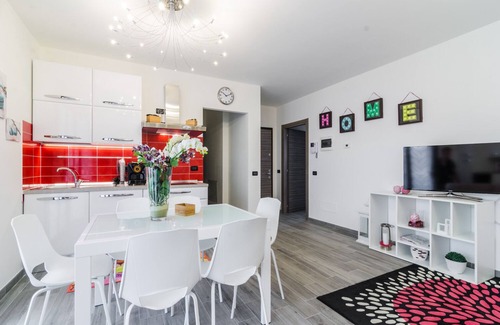 Crescenzago Casa | Apartamento nuevo de 4 dormitorios y 4 baños.