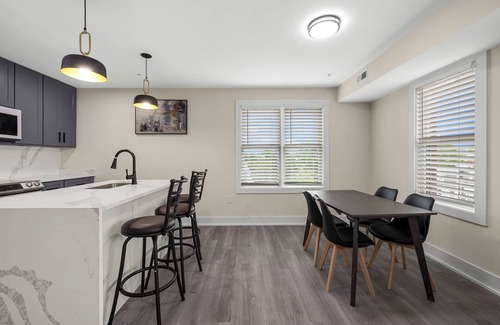 Columbia Heights Apartamento | New Apartment Duplex 2-Bedroom