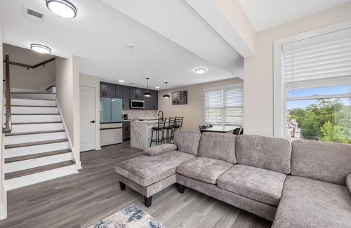 Columbia Heights Apartamento | New Apartment Duplex 2-Bedroom