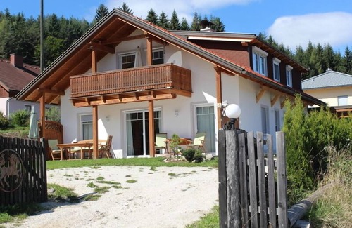 Stockenboi Apartamento | apartamento nuevo para 4 personas de alto nivel con vista a las montañas