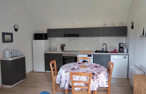 Roz-Landrieux Apartamento | New apartment in superb manor house in the heart of the countryside and activities