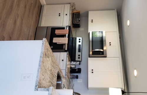 Narragansett Pier Apartamento | New apartment in Narragansett Pier!