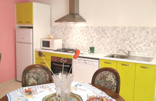 Madliena Apartamento | Apartamento en villa con vista al mar tres habitaciones.