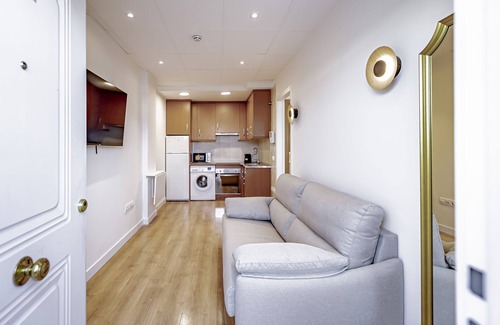 Rejas Apartamento | New Apartment Madrid Feria 103