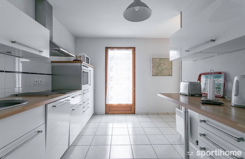 Guillestre Apartamento | Nuevo apartamento, cerca de las estaciones de esquí, con rumbo sur, hermosa vista de Risoul.