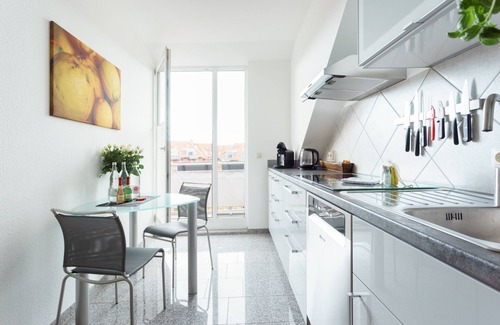 Andreasvorstadt Apartamento | Nuevo apartamento con vistas a la ciudadela Petersberg