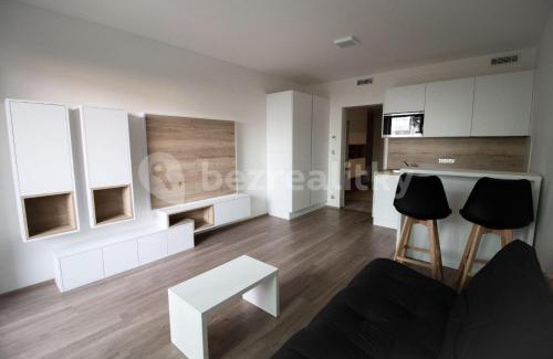 Prague 9 Apartamento | NEW Apartment - O2 Arena Prague with parking