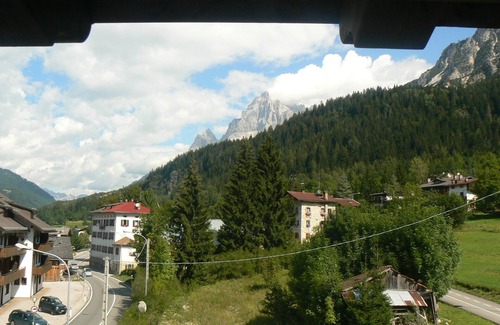 Borca di Cadore Apartamento | Nuevo apartamento con terraza, con vistas a los Dolomitas a pocos kilómetros de Cortina alquiler