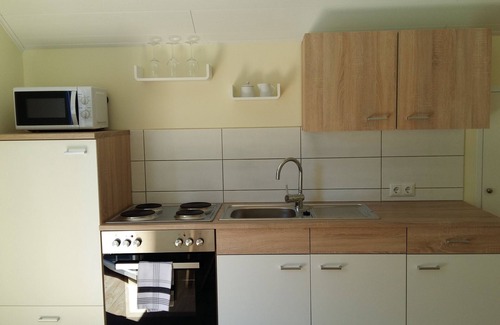 Schwandorf Apartamento | Nuevo apartamento que te invita a relajarte y explorar la región.