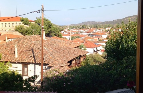 Sithonia Apartamento | New apartment within old walls
