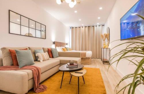 Recoletos Apartamento | NEW APT in the heart of Madrid