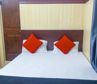 Aluva Cabina | New AS Tourist Home Aluva