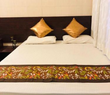 Aluva Cabina | New AS Tourist Home Aluva