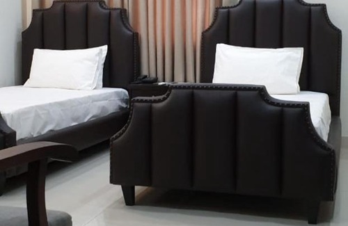 PECHS Casa | New Asaish Inn