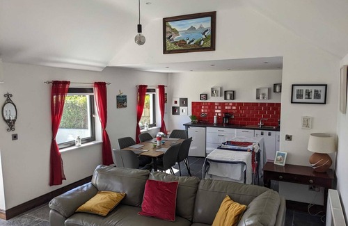 Valentia Island Casa | New: Beautiful cottage by the sea on Valentia Island in Kerry