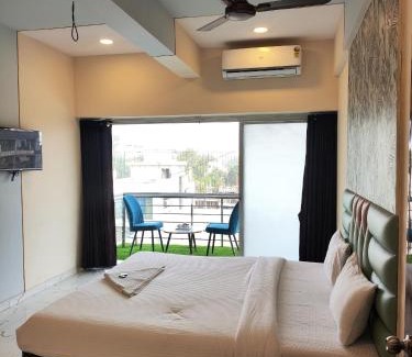 Dombivli East Casa | New Balaji Residency By Glitz Hotels