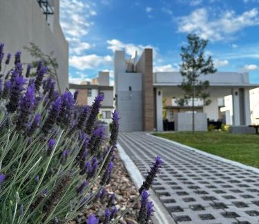 Jimenez Apartamento | New Bamboo City Views