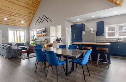 Davis Casa | 5Kings*Arcade*AirHockey*GolfFishNearby*Hike*HotTub