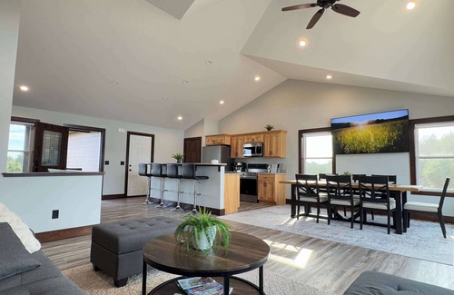 New Lisbon Casa | NEW! Beach Lake Oasis