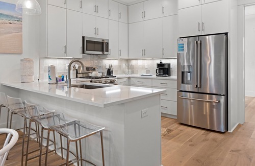 Orange Beach Casa | New Beach Side Home, Steps from the Sand. Ocean Edge 05 | Bright Side by Kaiser Vacation Rentals.