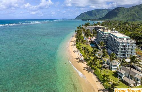 Punaluu Casa | NEW Beachfront Condo