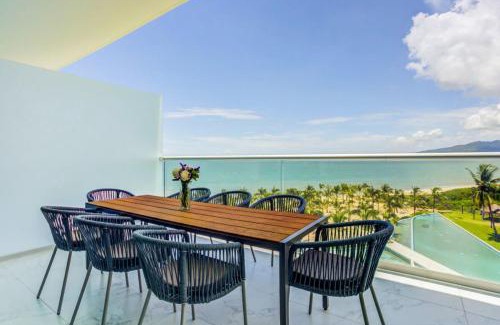 Flamingos Apartamento | NEW Beachfront Marítima Playa Condos, 2 Pools and Gym