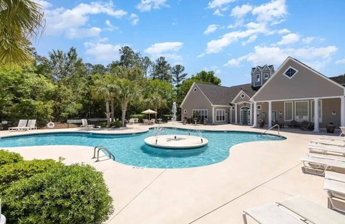 Vaught Condominio | NEW Beautifully Decorated 3 BDR Condo w/lots of Amenities & PERSONAL GOLF CART!